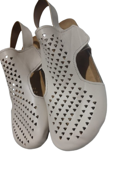 White Mesh pattered leather Sandals with Pekistone Sole